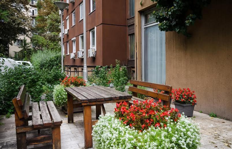 Young Center Budapeszt Zewnętrze zdjęcie